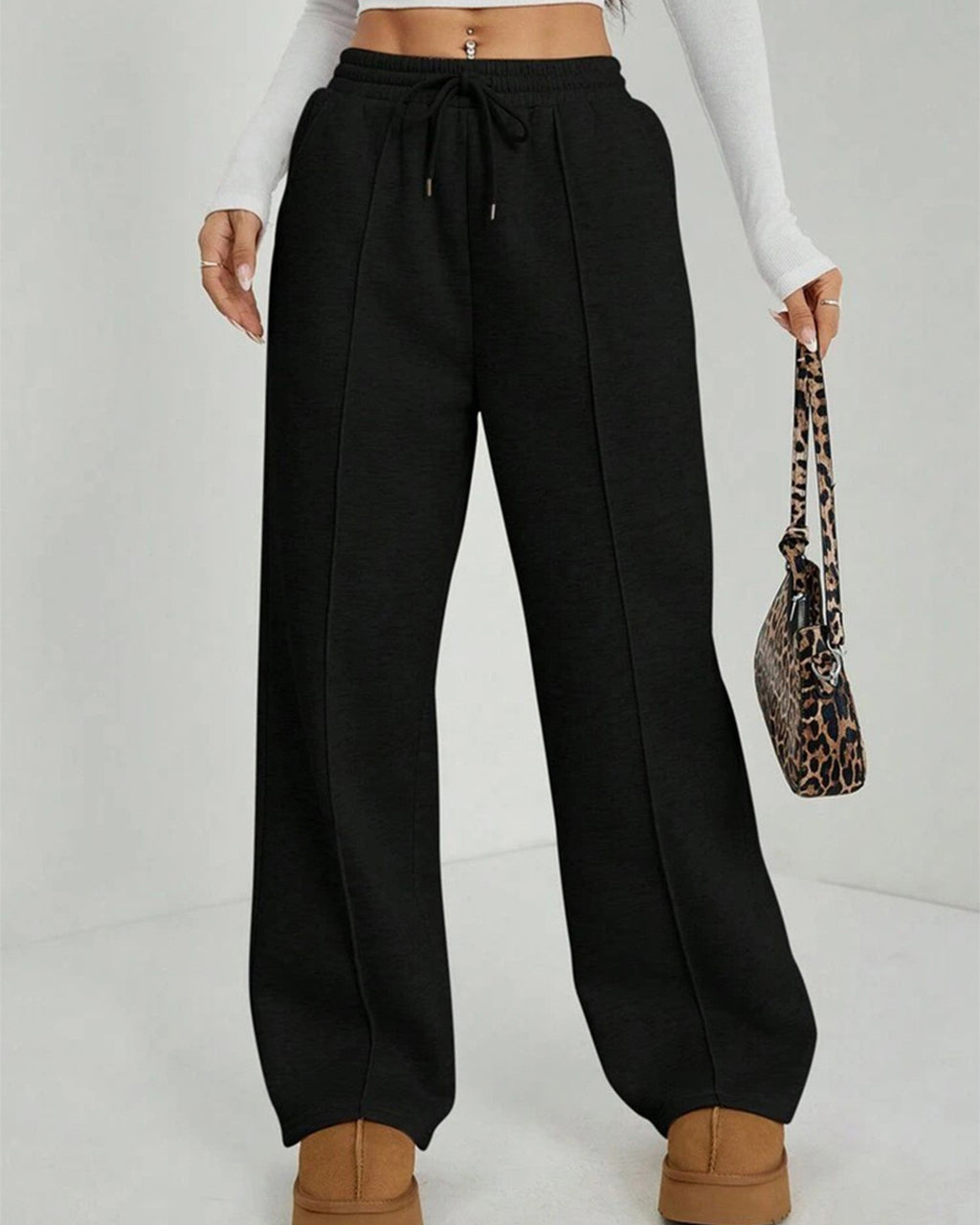 Pintuck Wide Leg Fleece Sweatpants - Black - 2