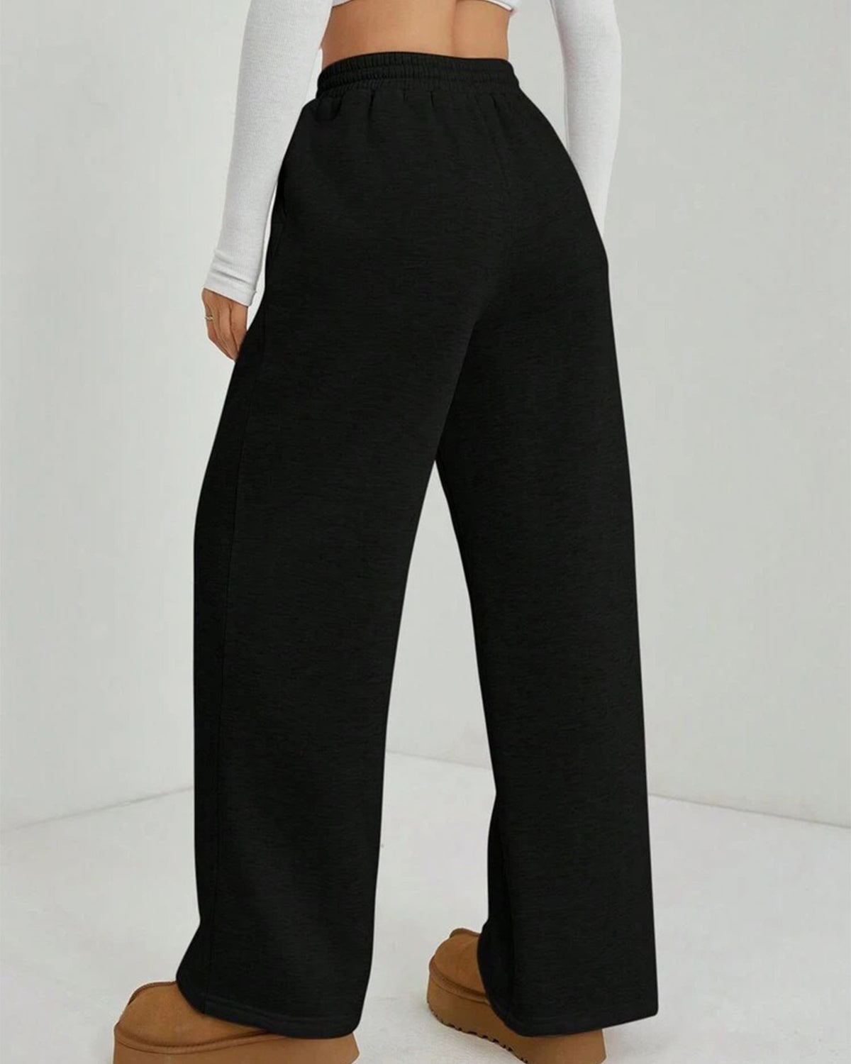 Pintuck Wide Leg Fleece Sweatpants - Black - 3
