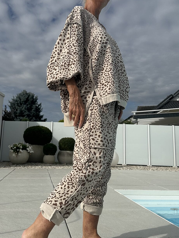 Sweatshirt And Jogger Set In Animal Print - Leopard - 4