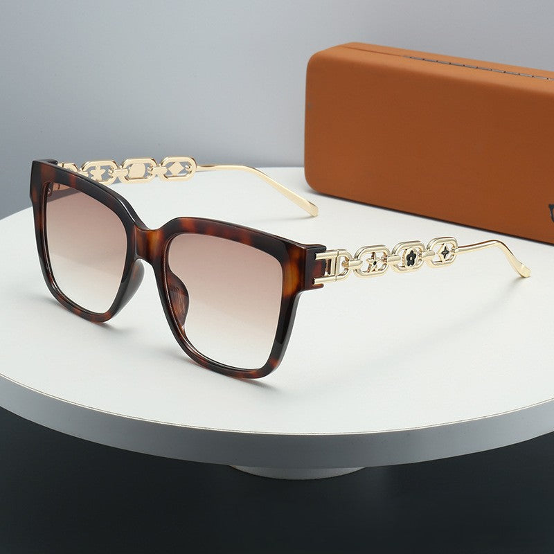 Chain Link Temple Oversized Square Sunglasses - C3