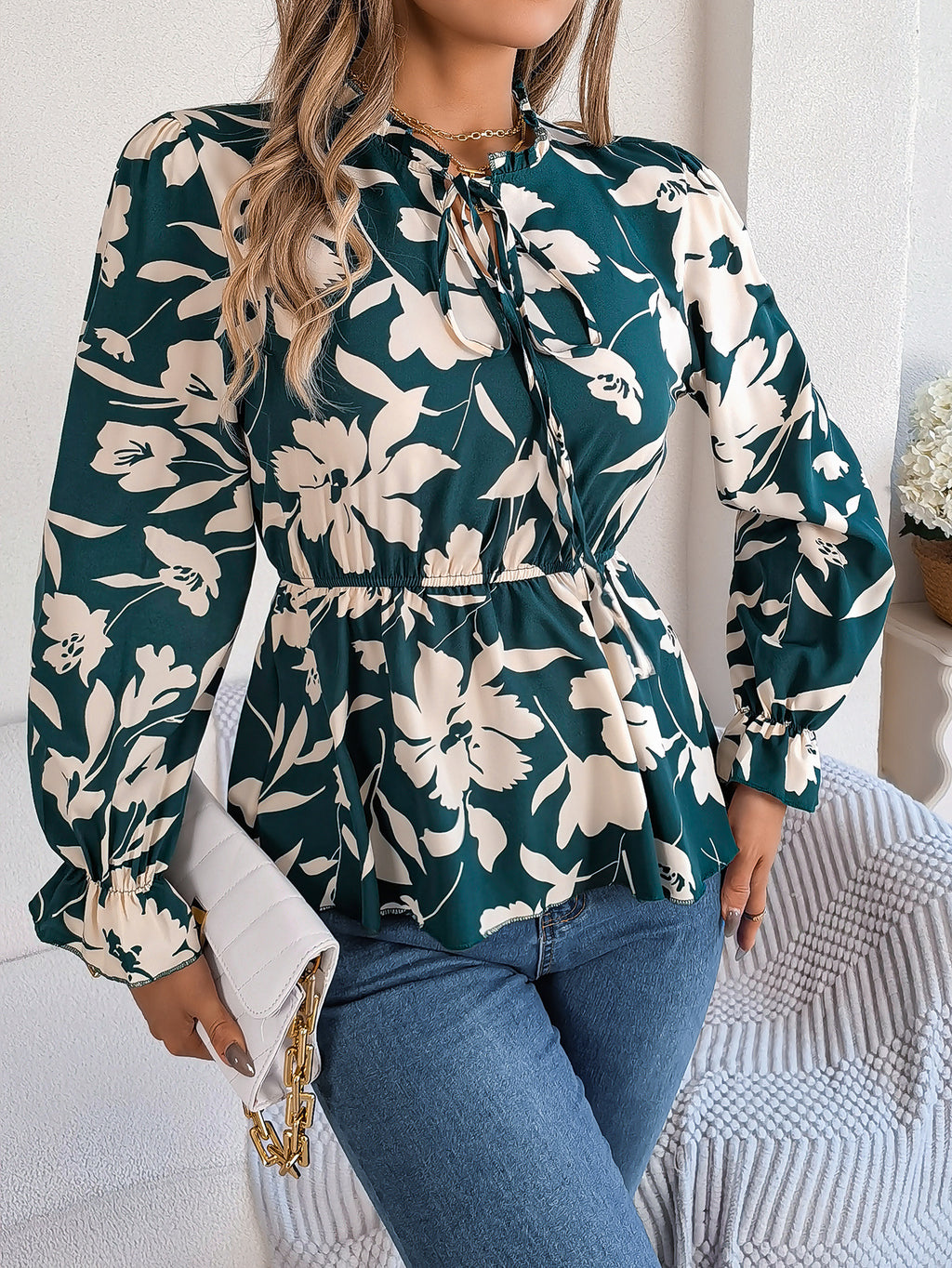 Floral Print Tie Neck Peplum Blouse - Green - 2