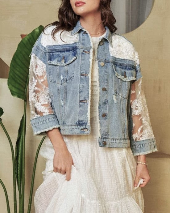 Lace Patchwork Distressed Denim Jacket - Blue