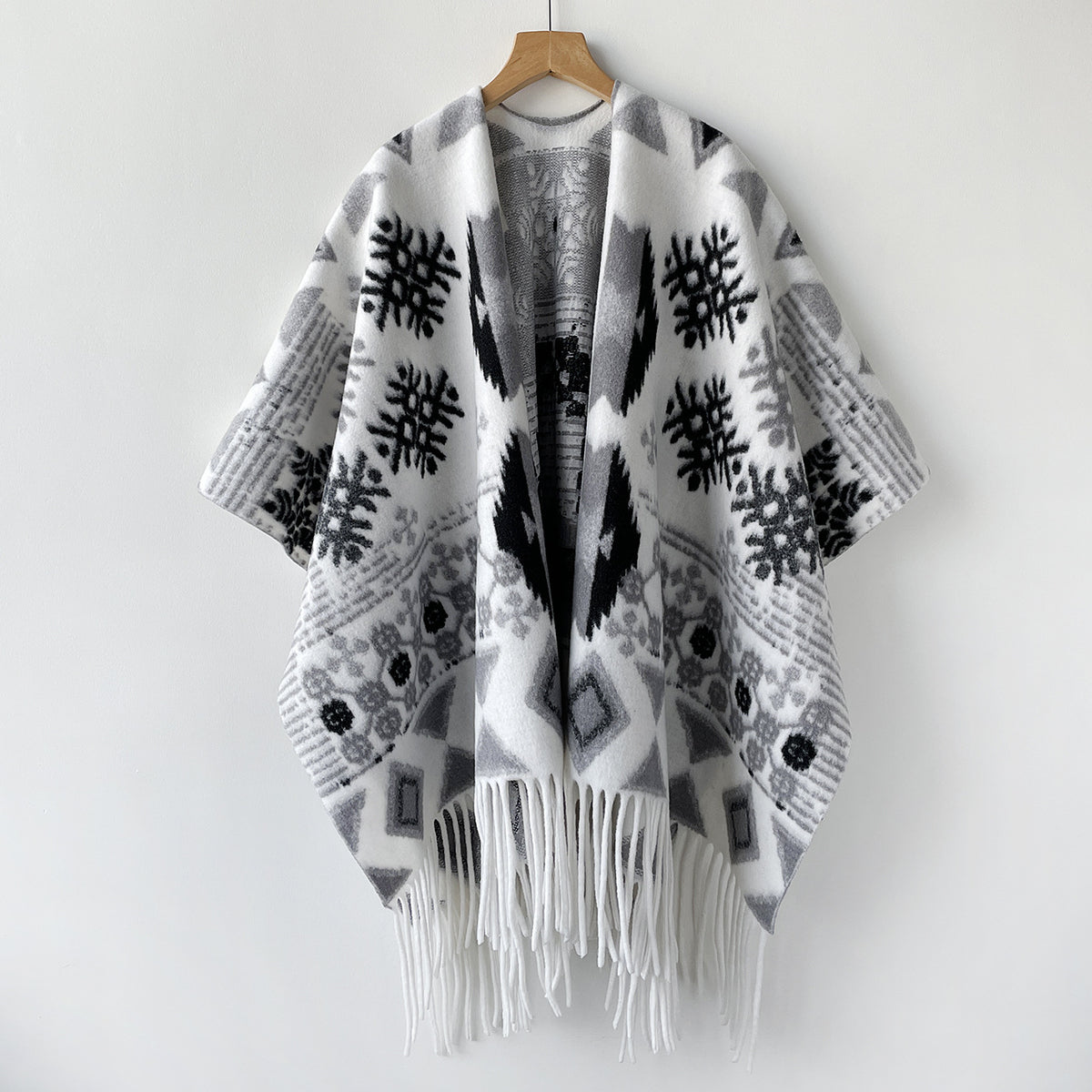 Boho Geometric Snowflake Fringe Cape for Women - White