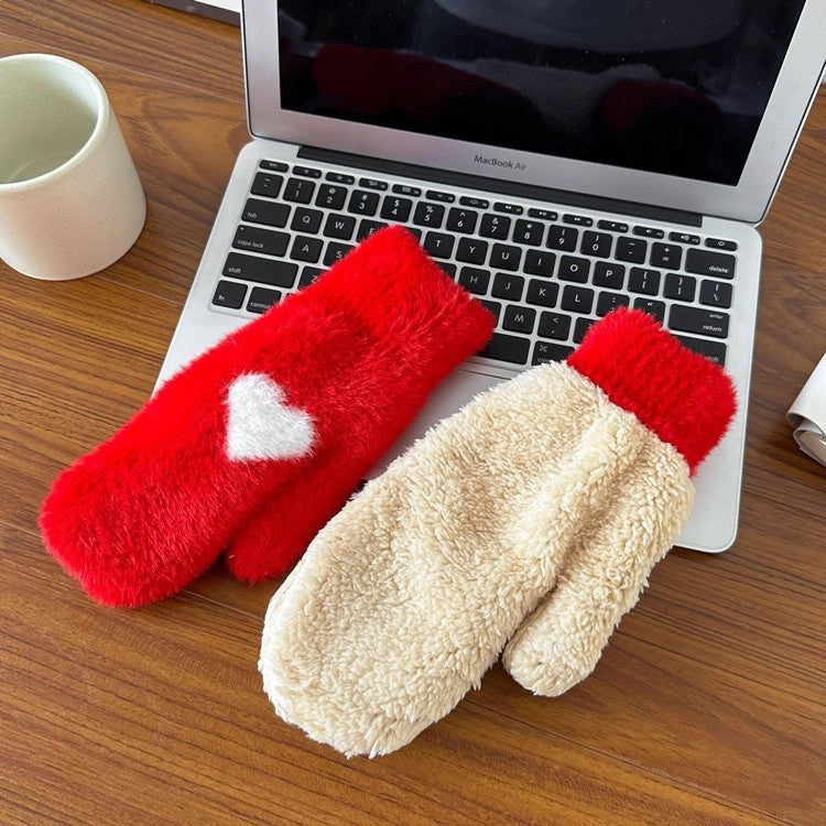 Fuzzy Knit Heart Motif Winter Gloves - Red_B - 2