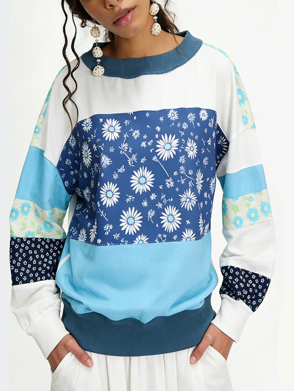 Daisy Floral Patchwork Oversized Pullover Top - Blue - 2