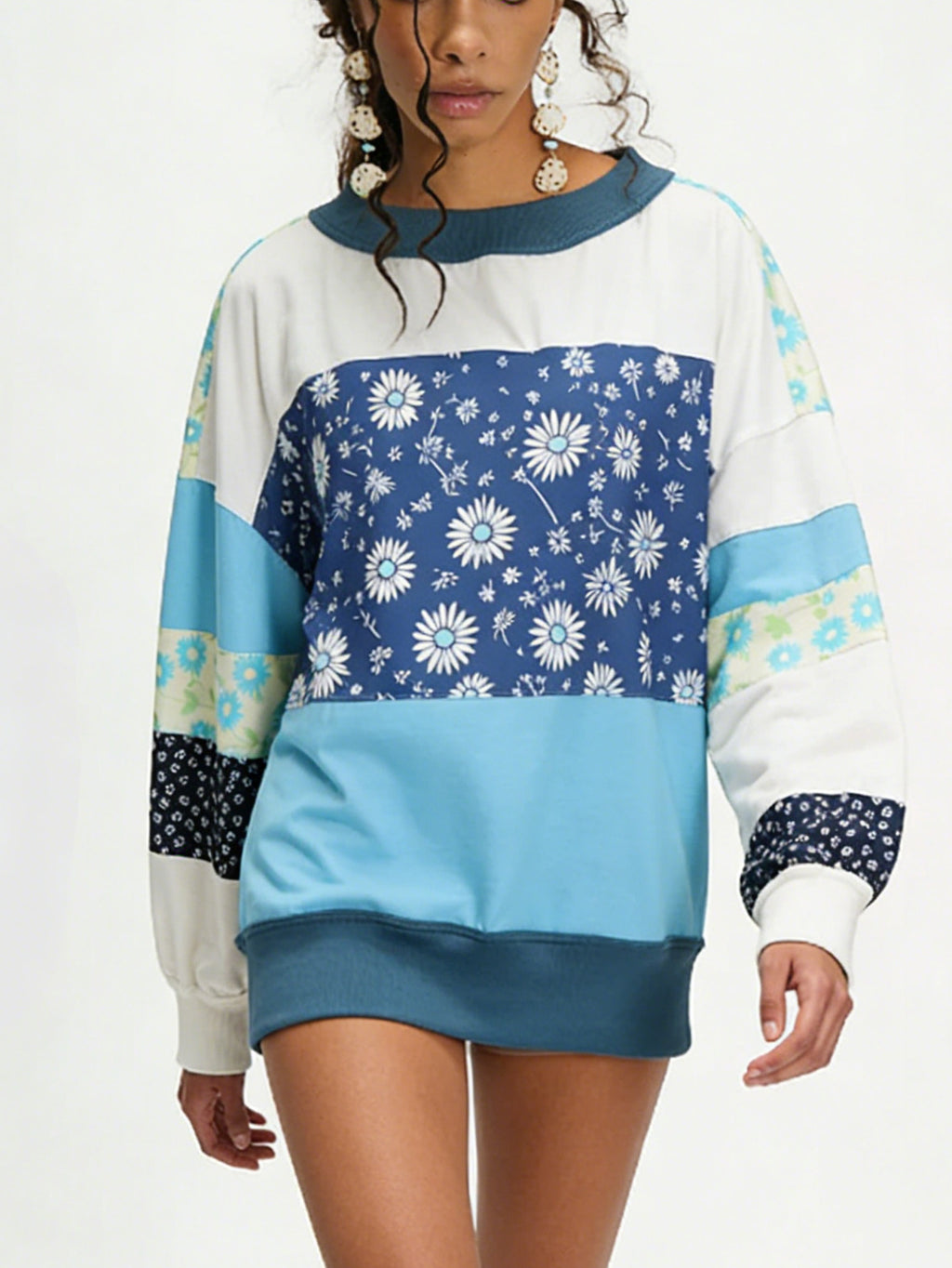 Daisy Floral Patchwork Oversized Pullover Top - Blue - 3