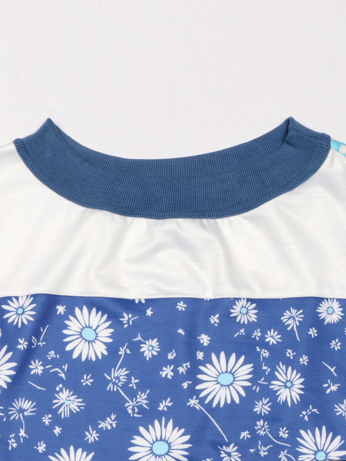 Daisy Floral Patchwork Oversized Pullover Top - Blue - 6