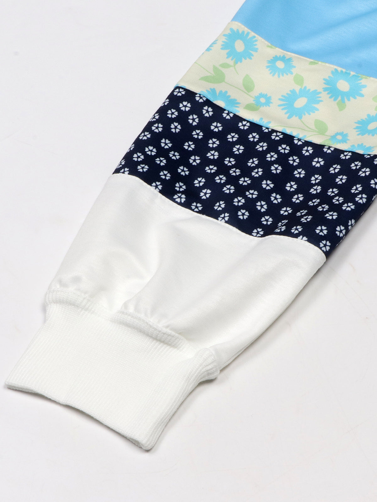 Daisy Floral Patchwork Oversized Pullover Top - Blue - 9