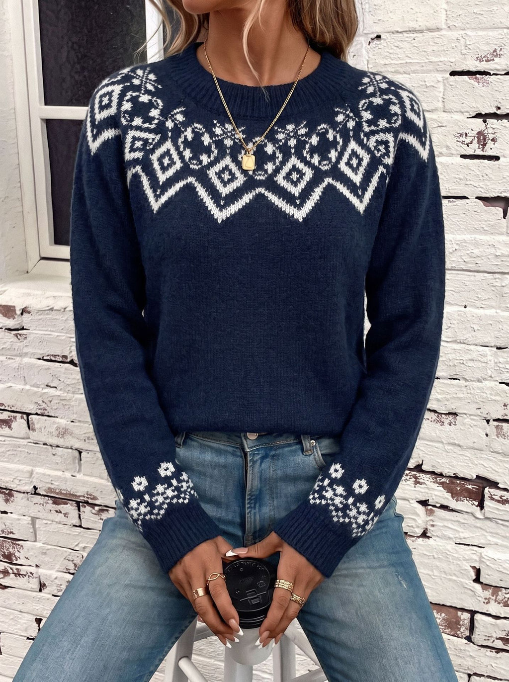 Nordic Snowflake Yoke Knit Pullover - Navy