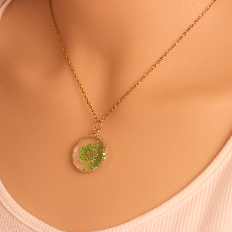 Pressed Dried Flower Resin Pendant Necklace - Green