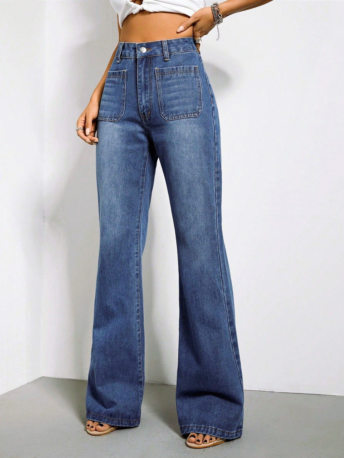 High Rise Patch Pocket Flared Jeans - Blue - 3