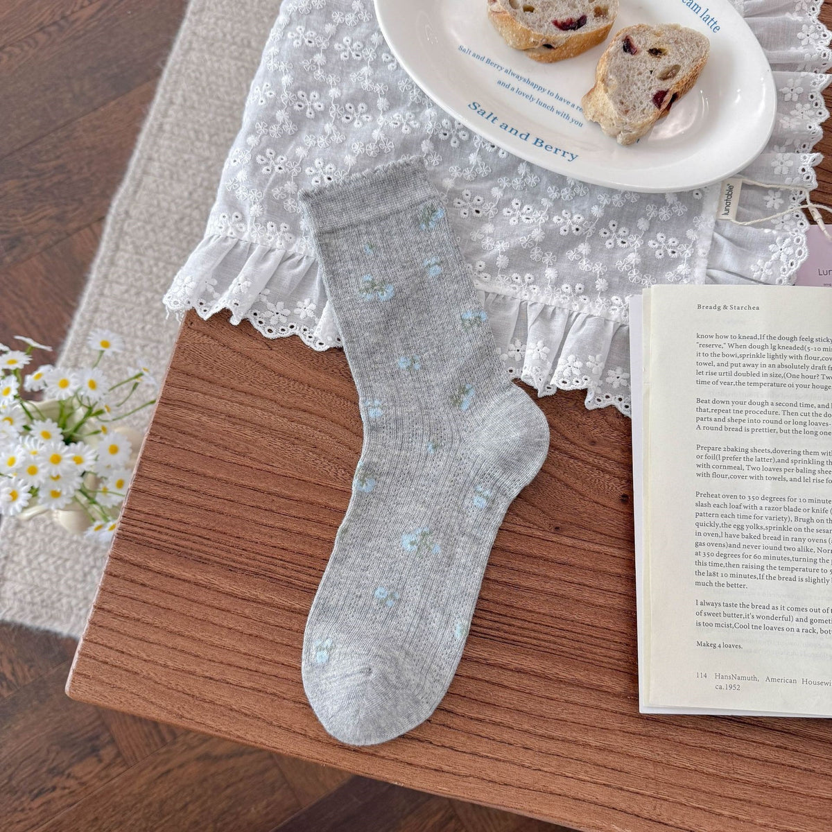 Sheer Knit Crew Socks With Woven Flowers - Grey