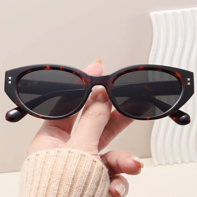 Slim Oval Cat Eye Sunglasses
