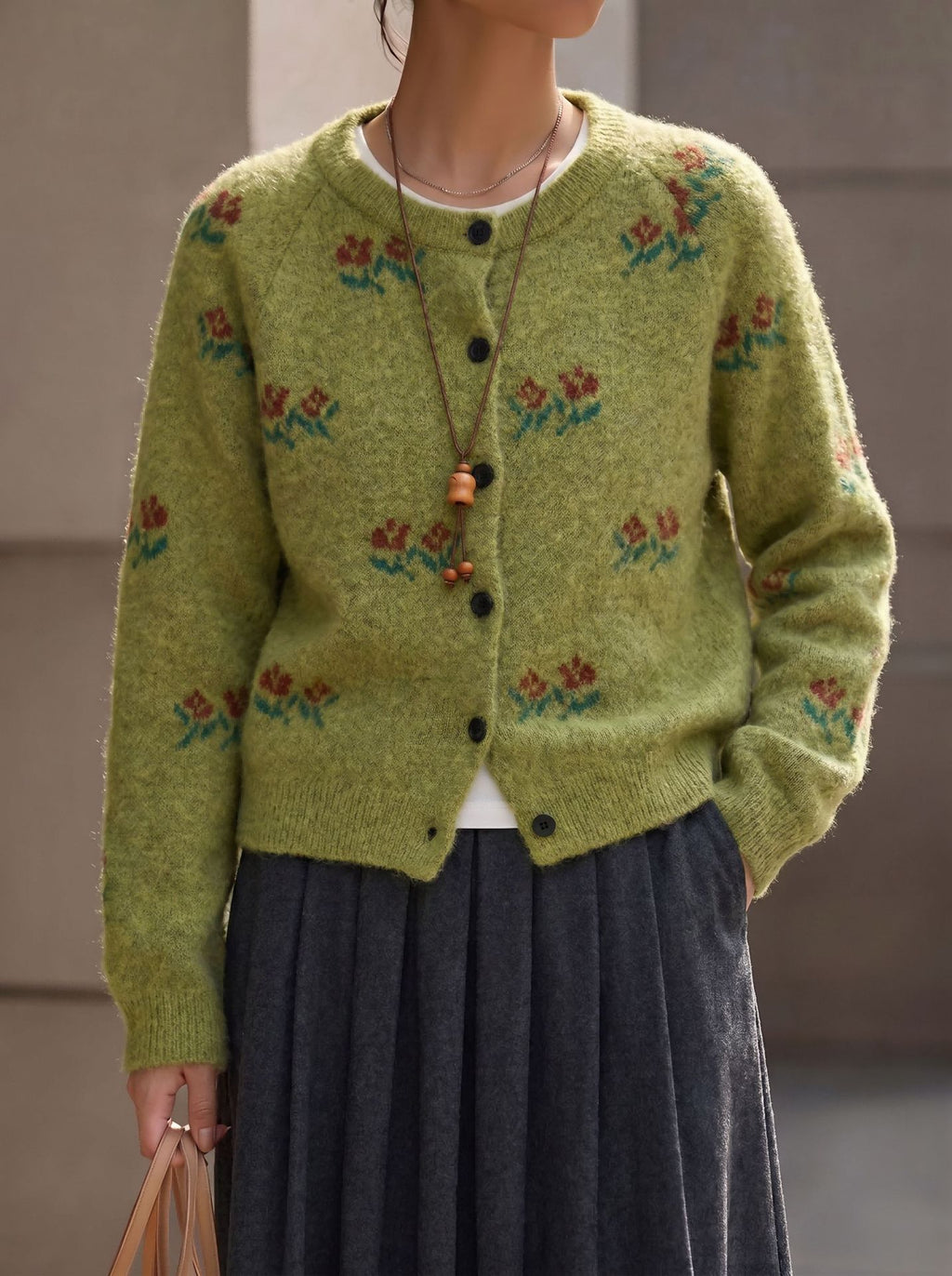 Embroidered Floral Crewneck Button Cardigan - Green