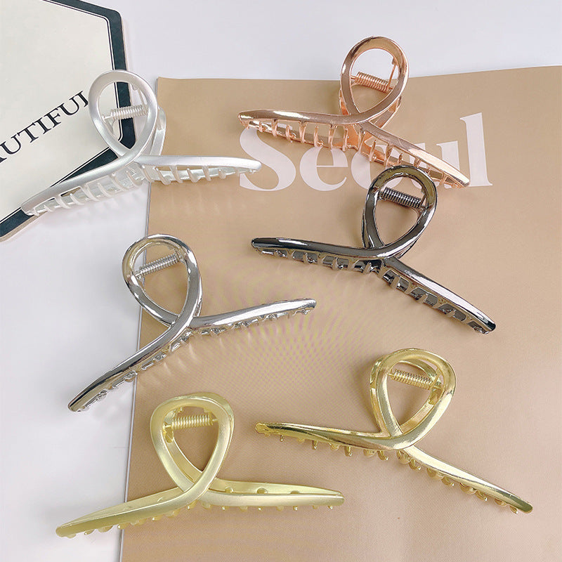 Twisted Loop Metal Hair Claw Clip - view 1