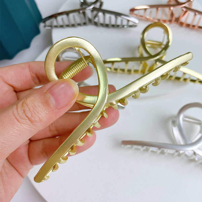 Twisted Loop Metal Hair Claw Clip - view 3