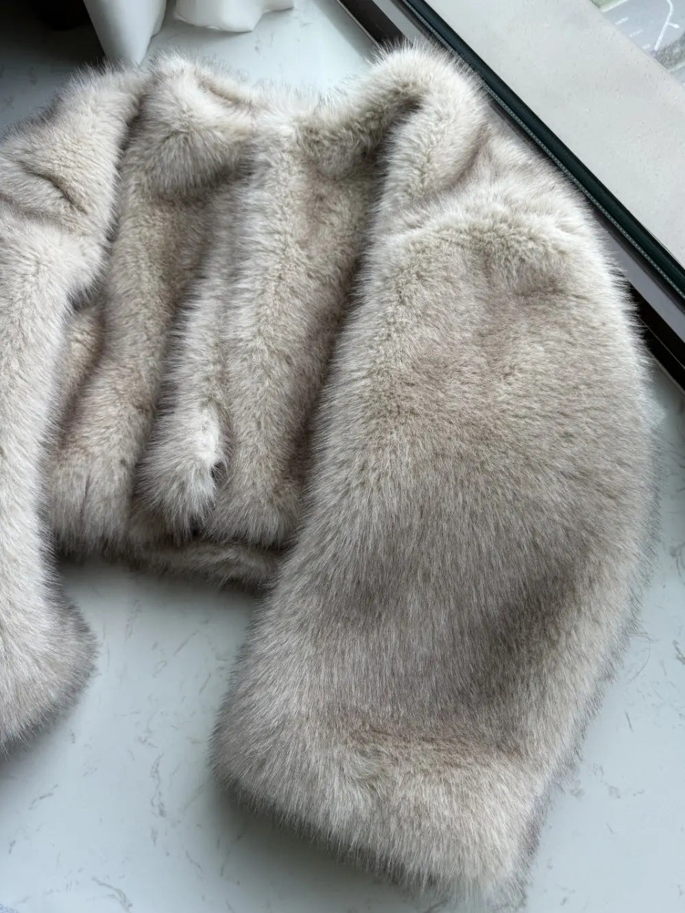 Streaked Faux Fur Cropped Boxy Coat - Taupe - 7