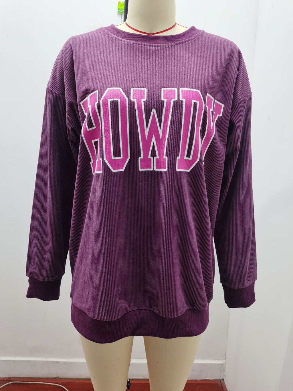 Howdy Western Graphic Oversized Sweatshirt - Purple