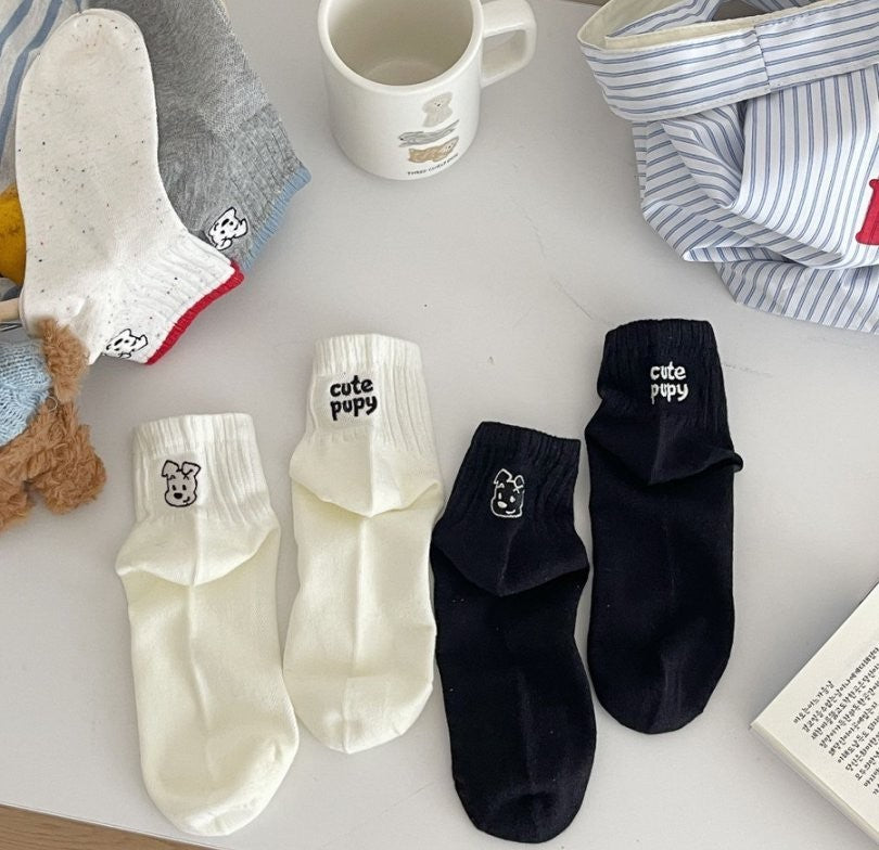 Puppy Embroidered Low Cut Ankle Socks - view 1