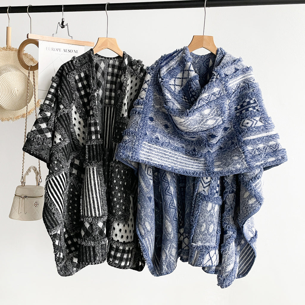 Patchwork Jacquard Cape with Textured Diamond Motifs - Black - 2