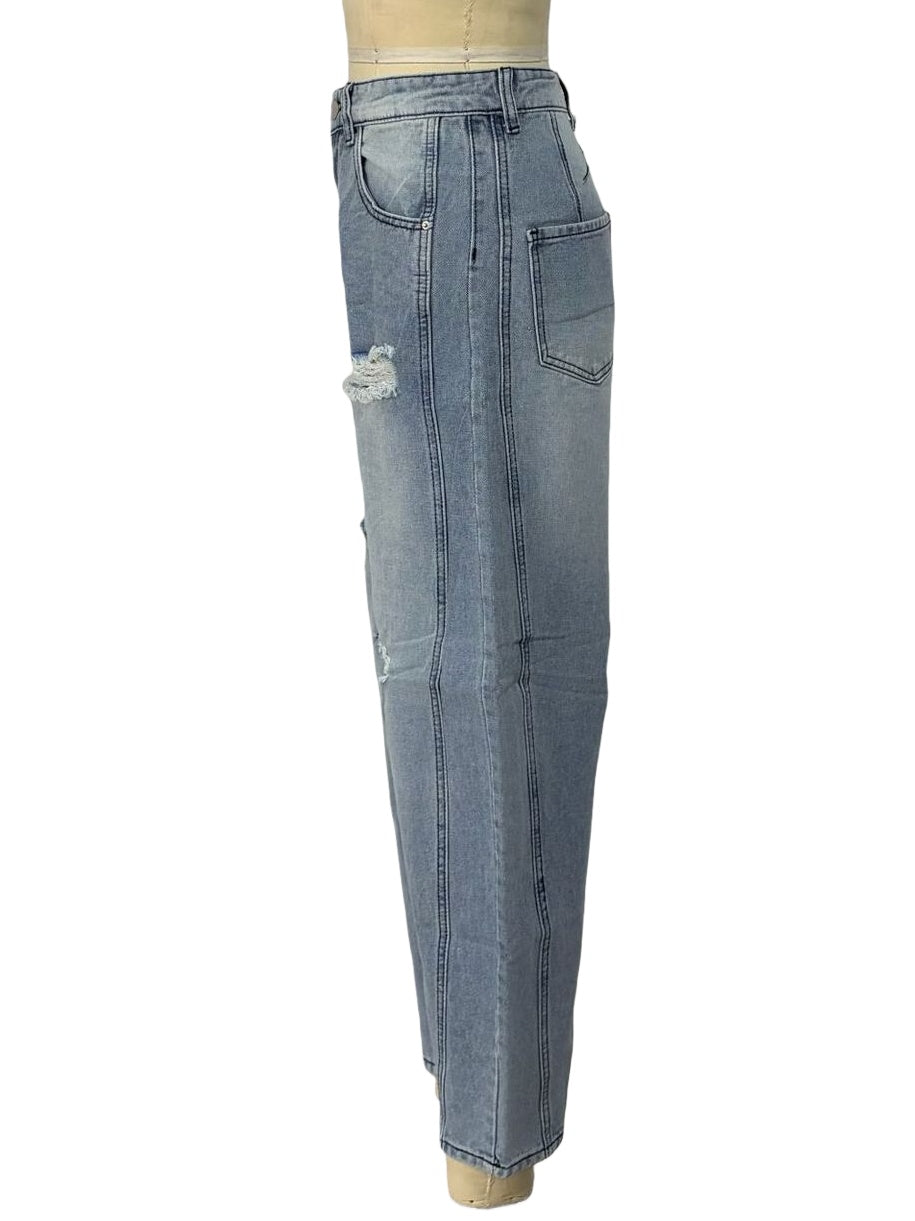 Ripped Knee Barrel Leg Baggy Jeans - Light - 4