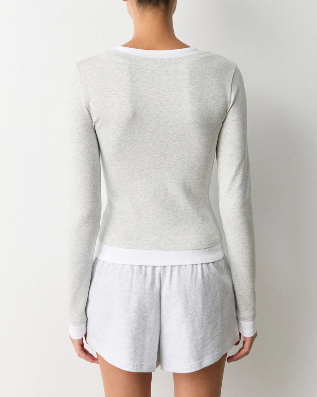 Long Sleeve V-Neck Tee With Contrast Layered Trim - Grey - 1