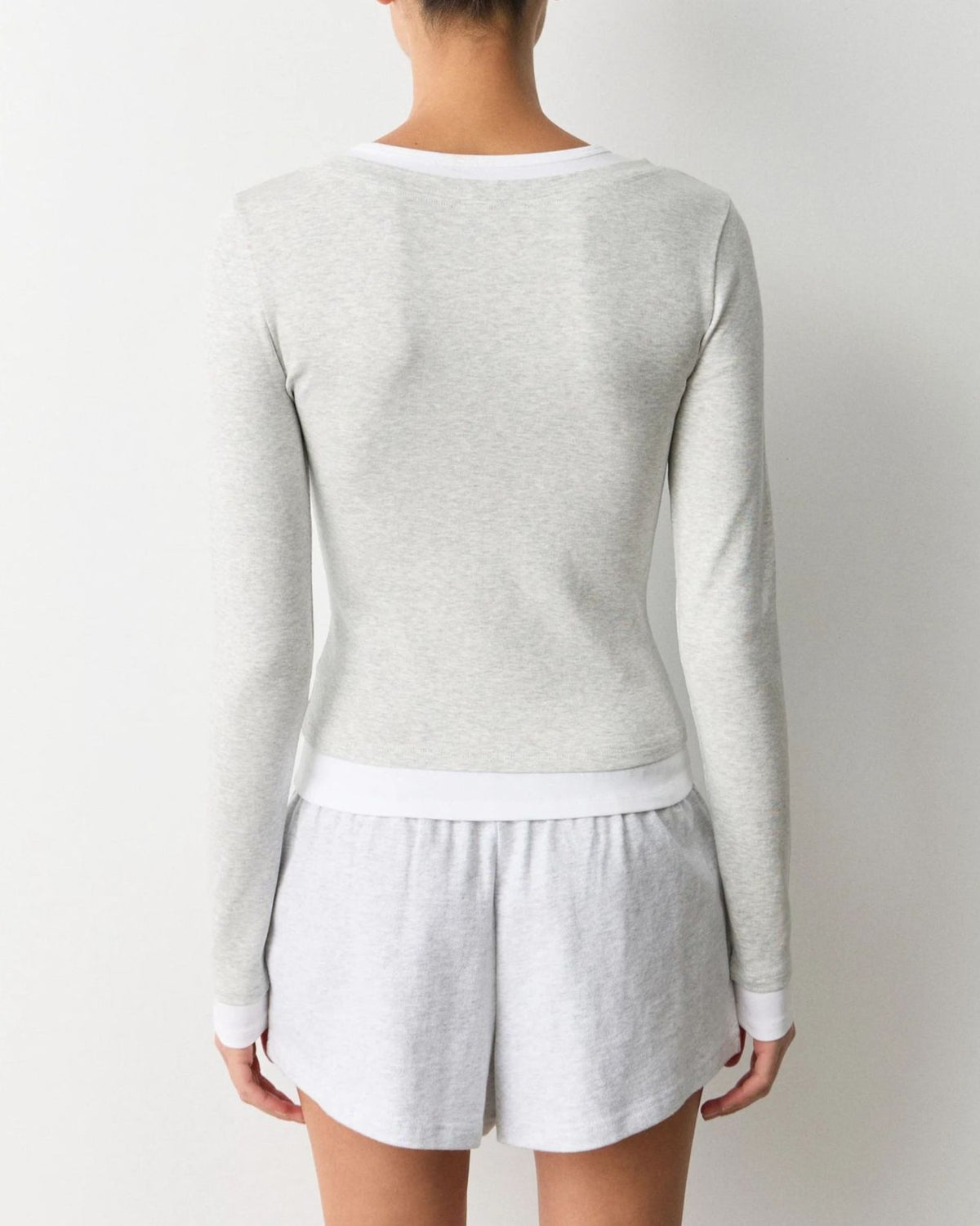 Long Sleeve V-Neck Tee With Contrast Layered Trim - Grey - 1