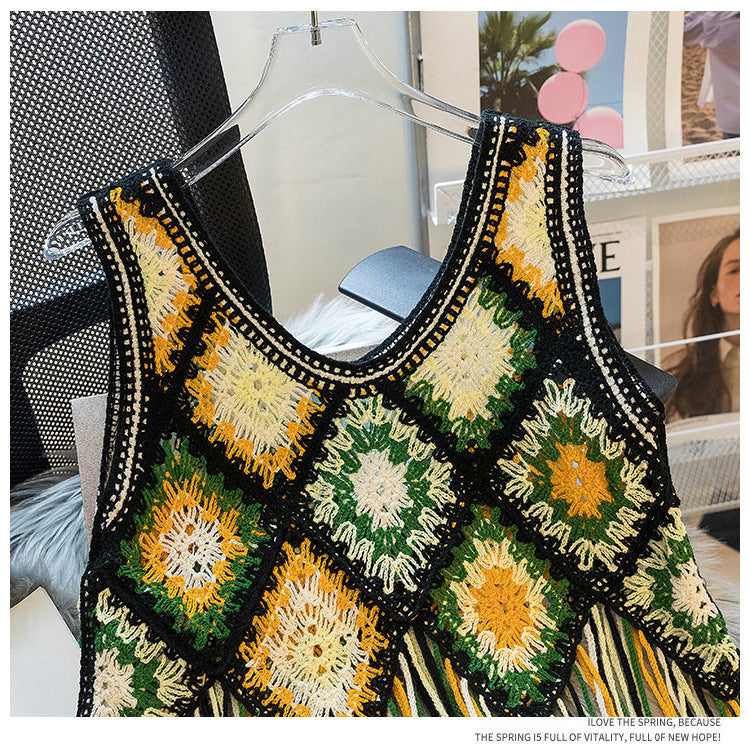 Granny Square Crochet Fringe Crop Tank - Black - 2