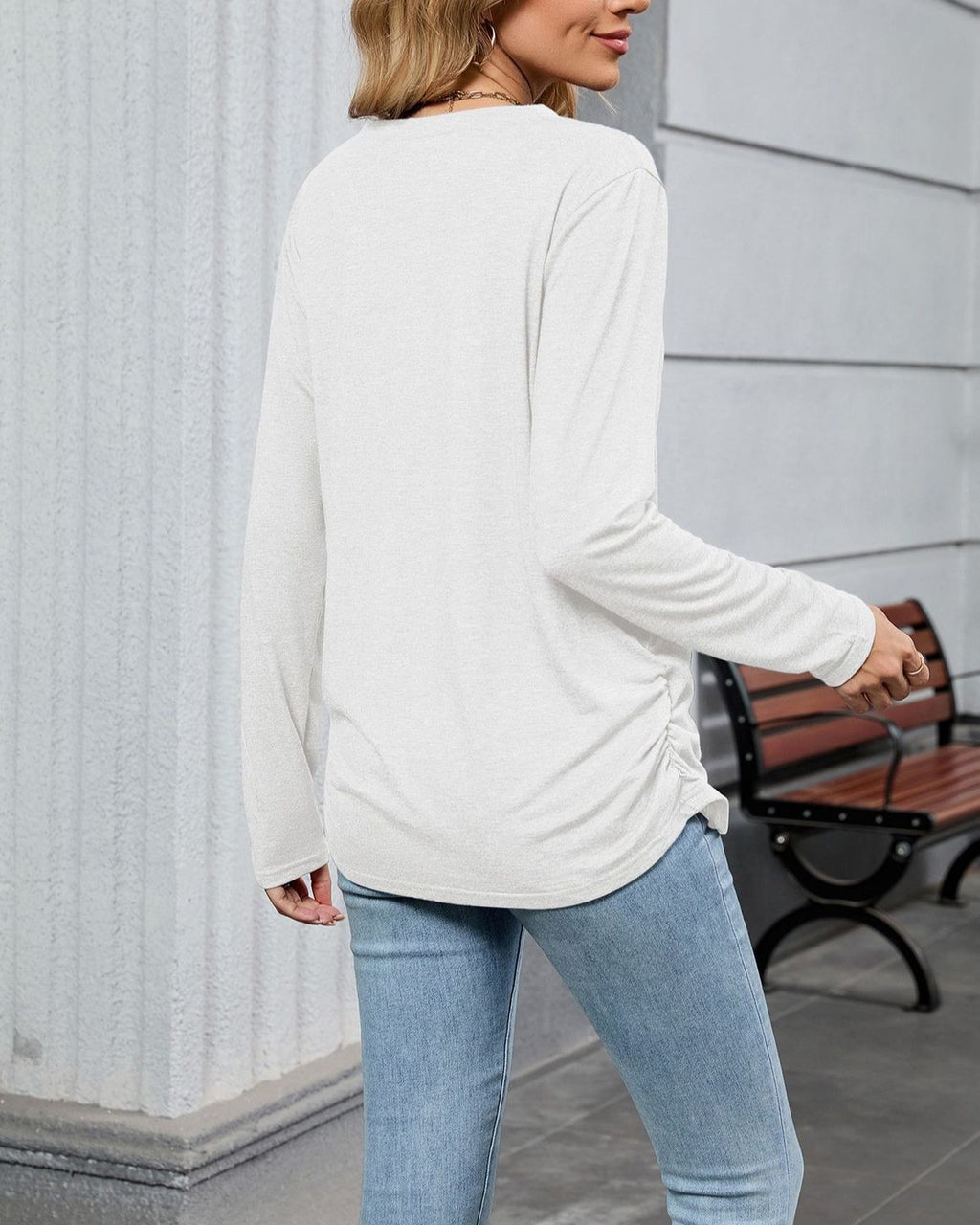 Relaxed V Neck Long Sleeve Tee - C7 - 2