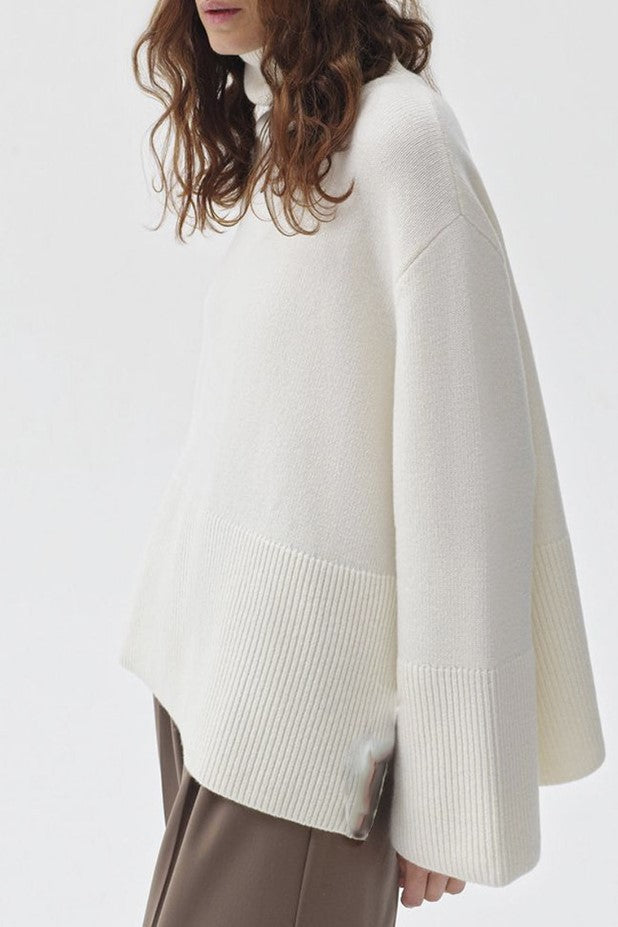 Slouchy Turtleneck Wide Cuff Knit Sweater - white