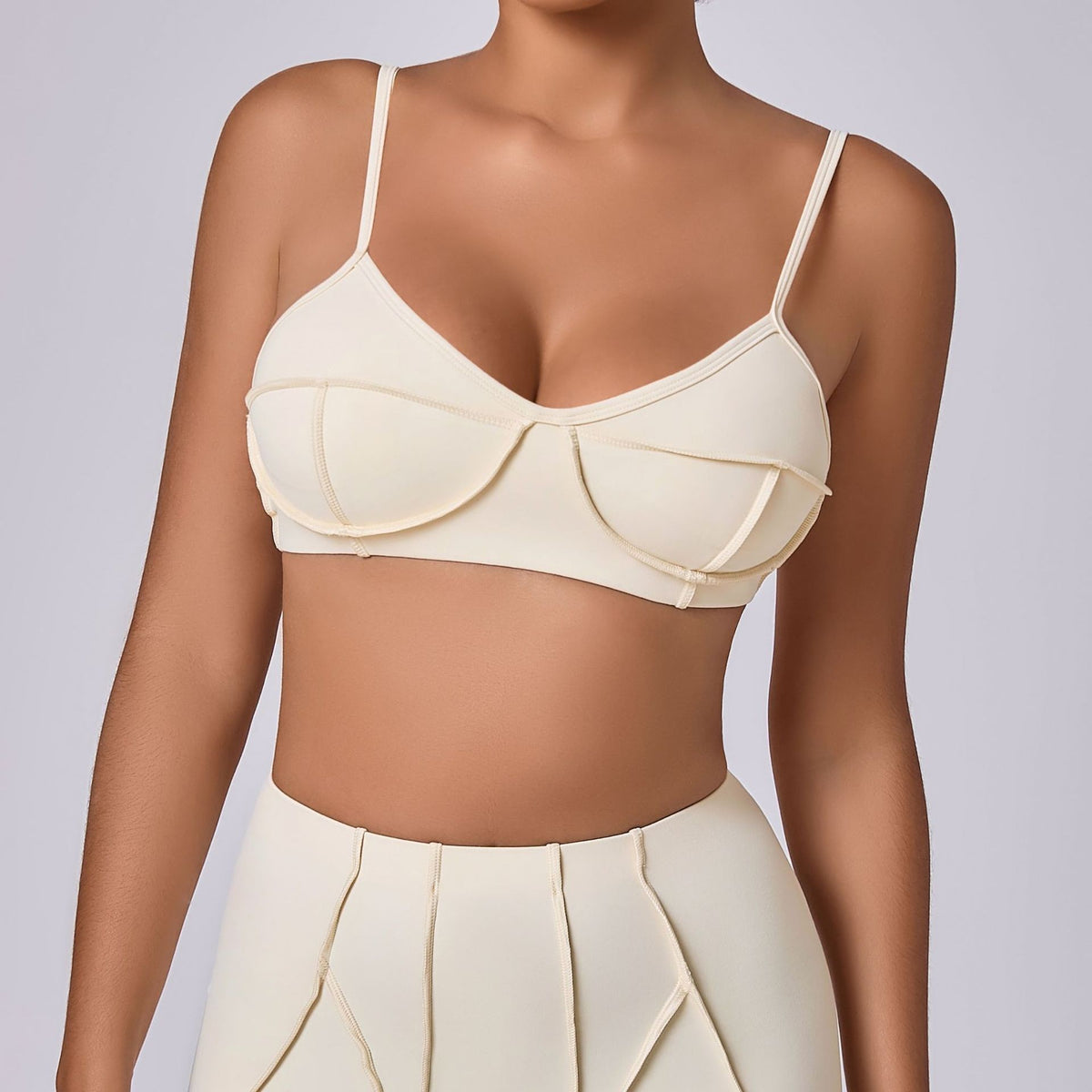 Contour Seam Padded Medium Support Yoga Sports Bra
