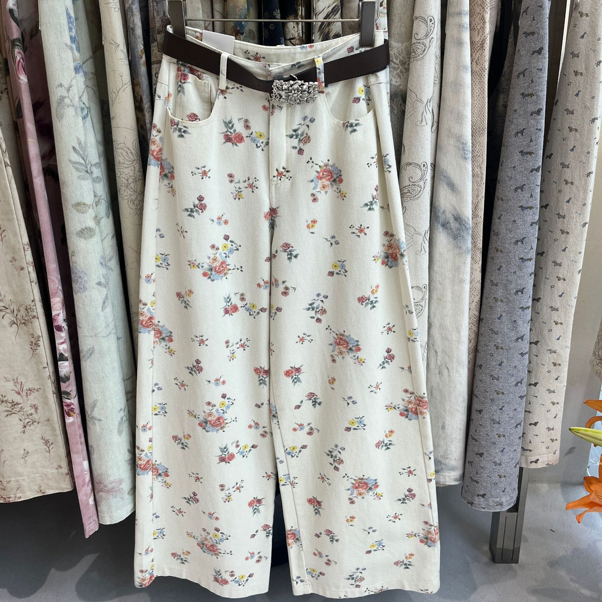 Vintage Rose Print Relaxed Wide Leg Jeans - Floral - 2