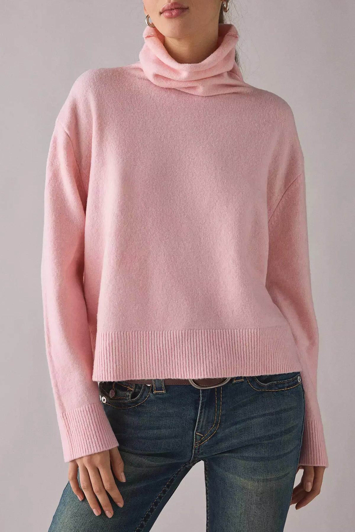 Boxy Turtleneck Drop Shoulder Knit Sweater - Pink