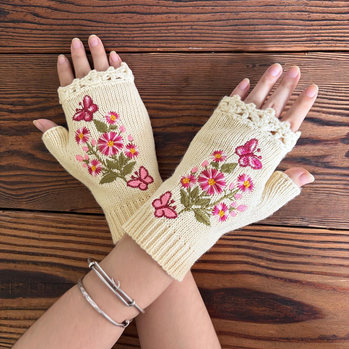 Flower Embroidered Knit Scallop Trim Fingerless Gloves - WhiteRed