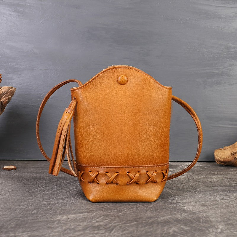 Vintage Leather Tassel Phone Crossbody Bag - Tan