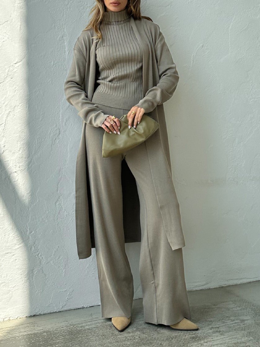 Ribbed Knit Three Piece Duster And Pant Set - Capers