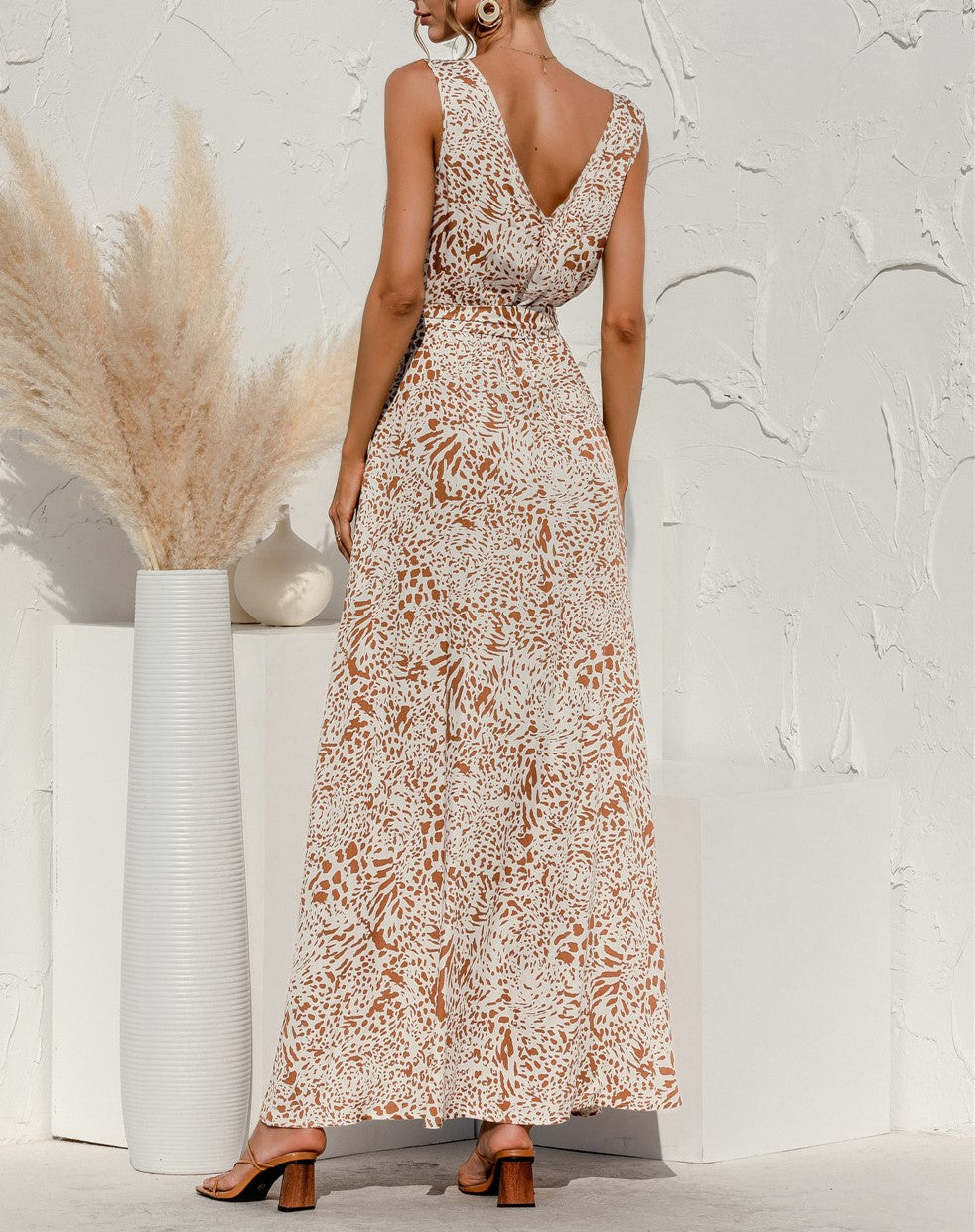 Sleeveless Floral Maxi Dress With Tie Waist - Apricot - 5