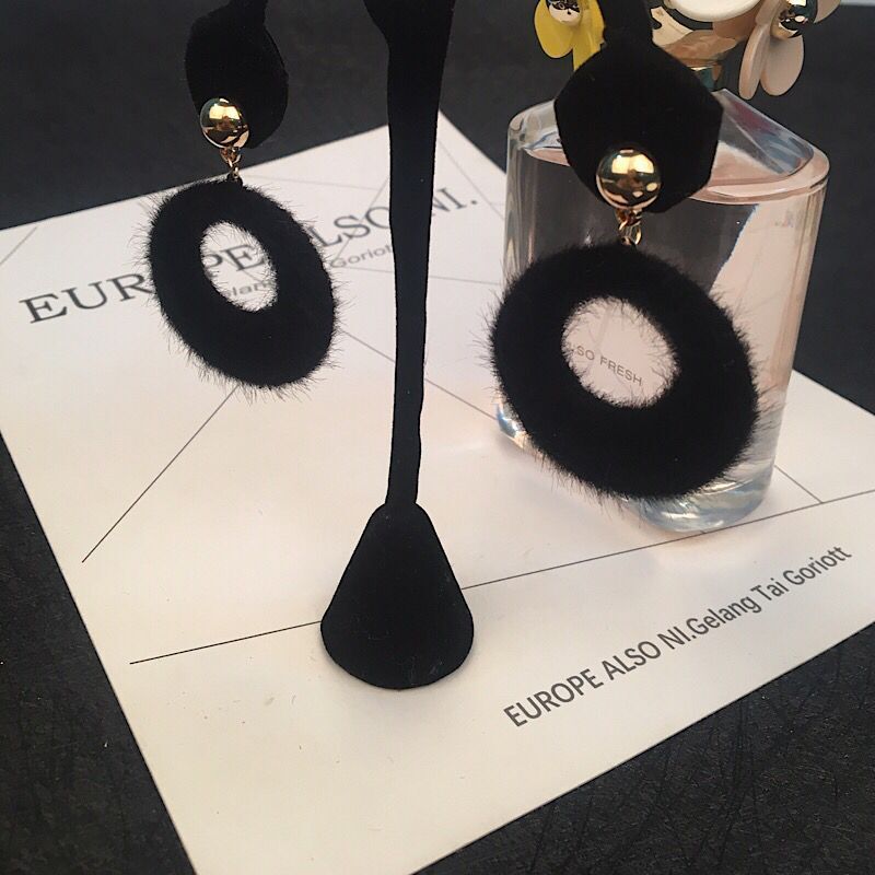 Plush Open Circle Statement Drop Earrings - Black
