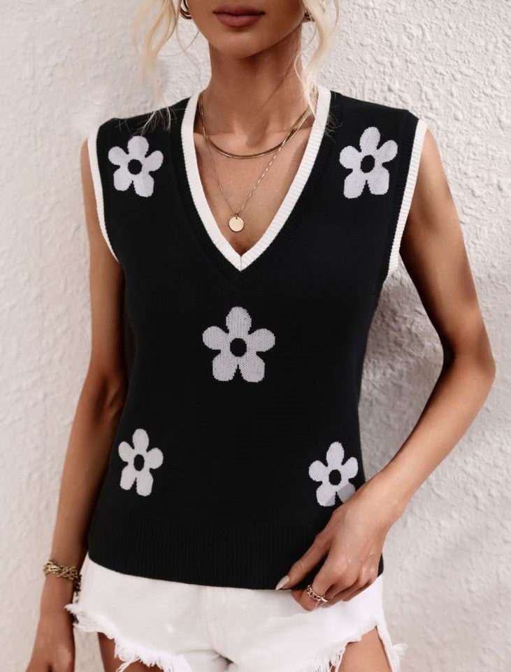 Daisy Intarsia V Neck Knit Vest Top - Black - 1