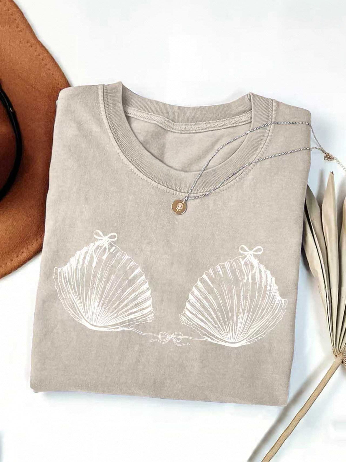 Seashell Bikini Sketch Print Cotton Tee - Khaki