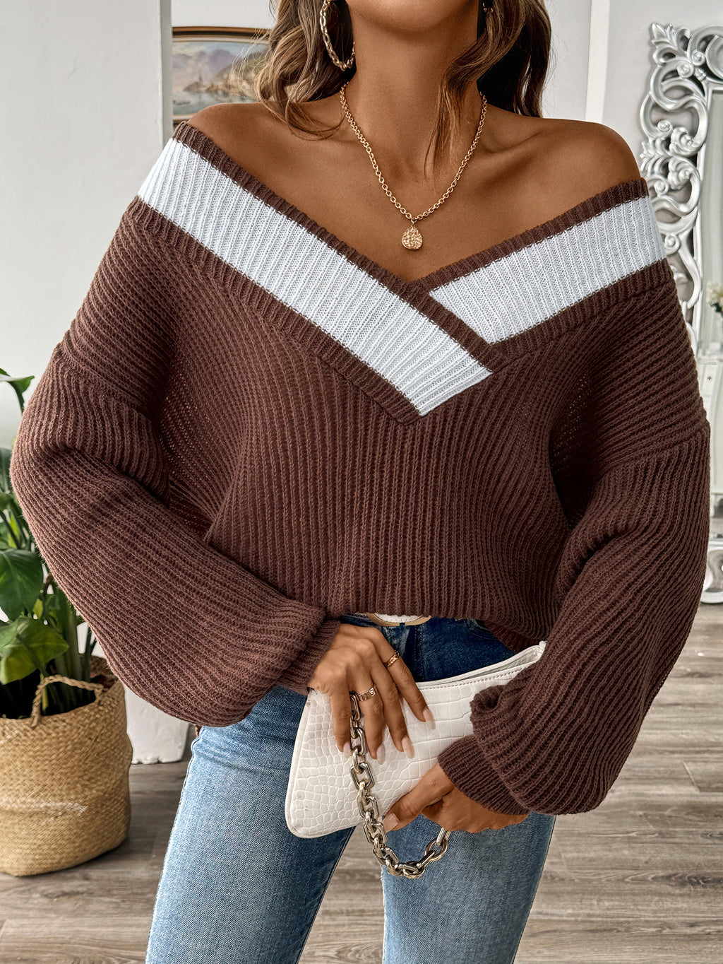 Contrast Trim Deep V-Neck Sweater - Coffee