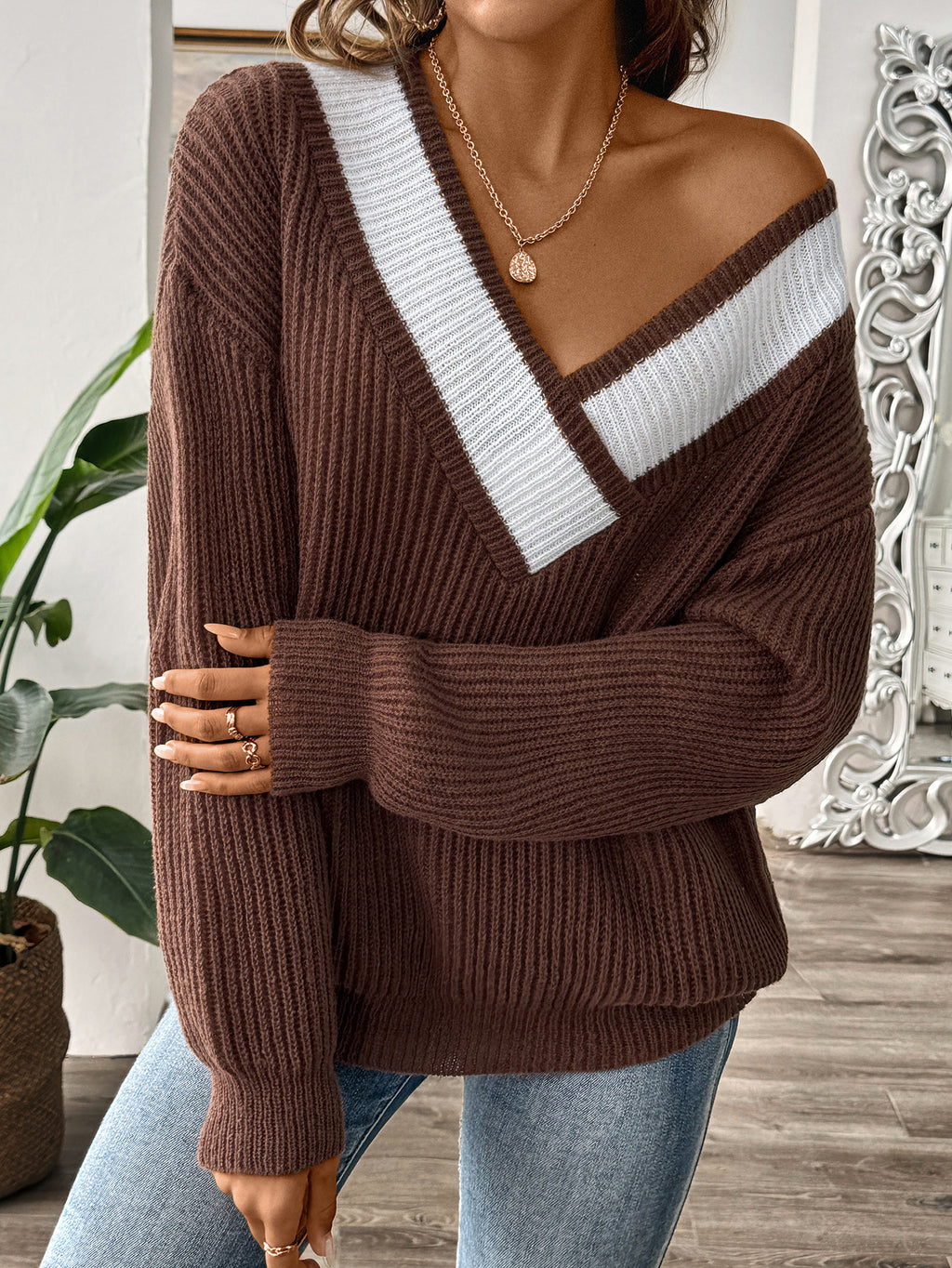 Contrast Trim Deep V-Neck Sweater - Coffee - 1