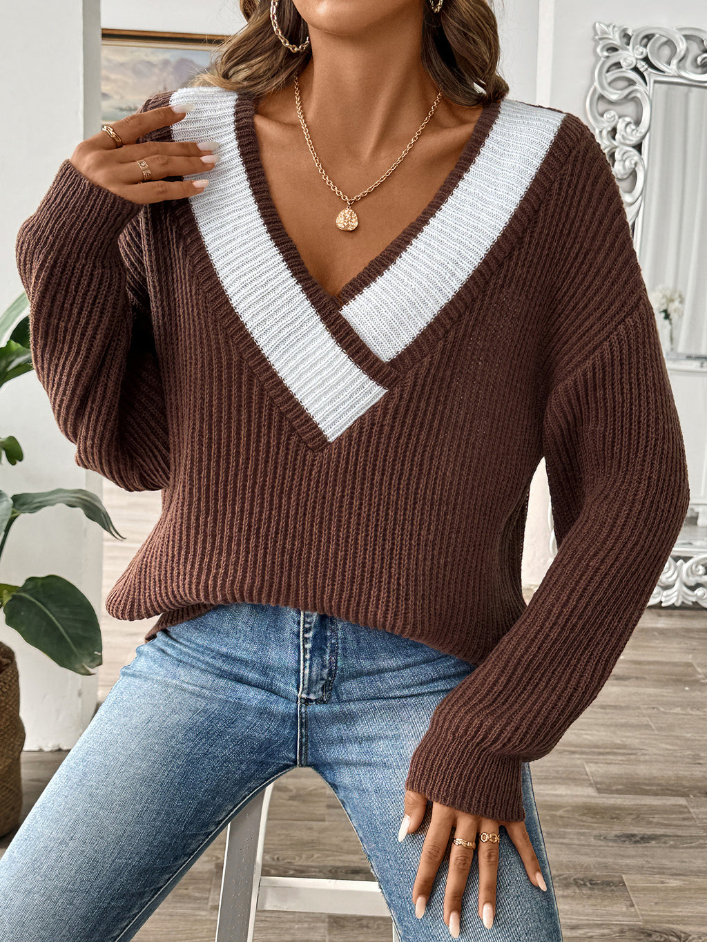 Contrast Trim Deep V-Neck Sweater - Coffee - 3