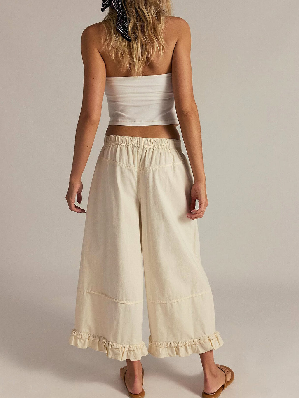 Ruffle Hem Cropped Wide Leg Boho Jeans - Beige - 3
