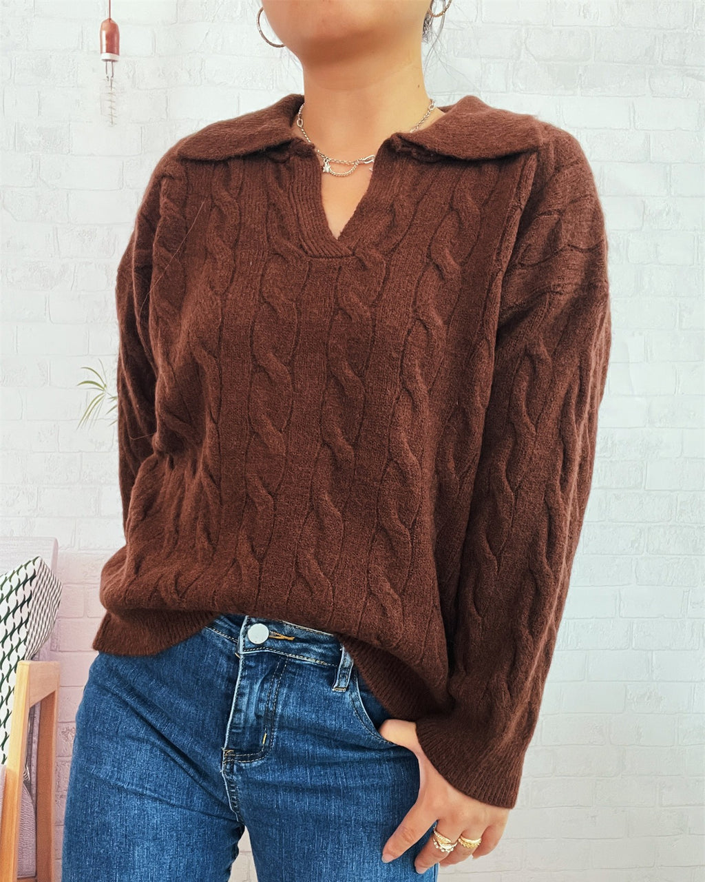 Cable Knit Collared V-Neck Pullover Sweater - Brown