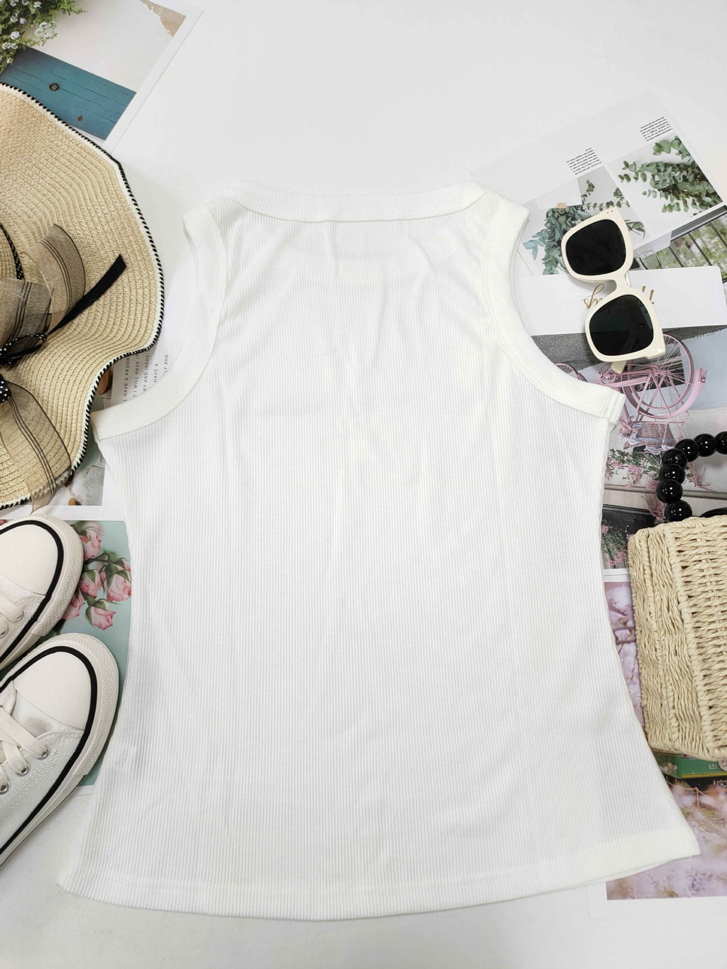 Ribbed Sleeveless Fitted Tank Top - view 3