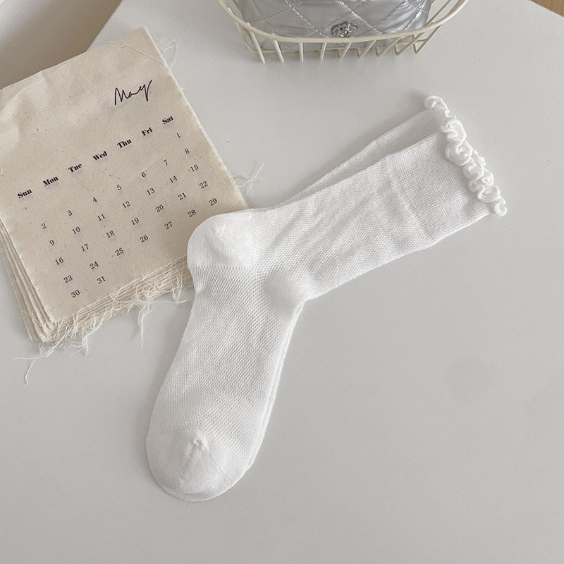 Lettuce Trim Ribbed Ankle Socks - White