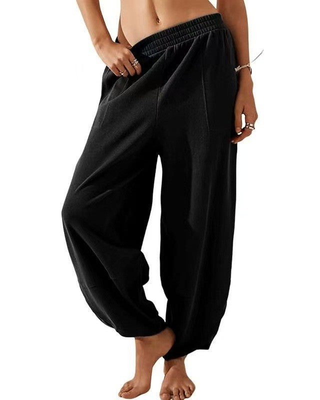 Balloon Leg Harem Pants With Smocked Waistband - Black