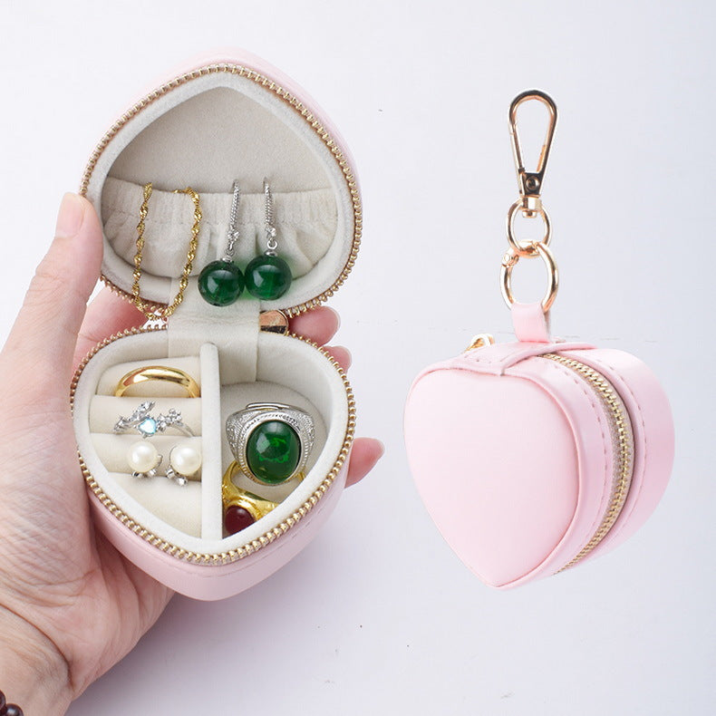 Tiny Heart Travel Jewelry Case With Clip - Pink