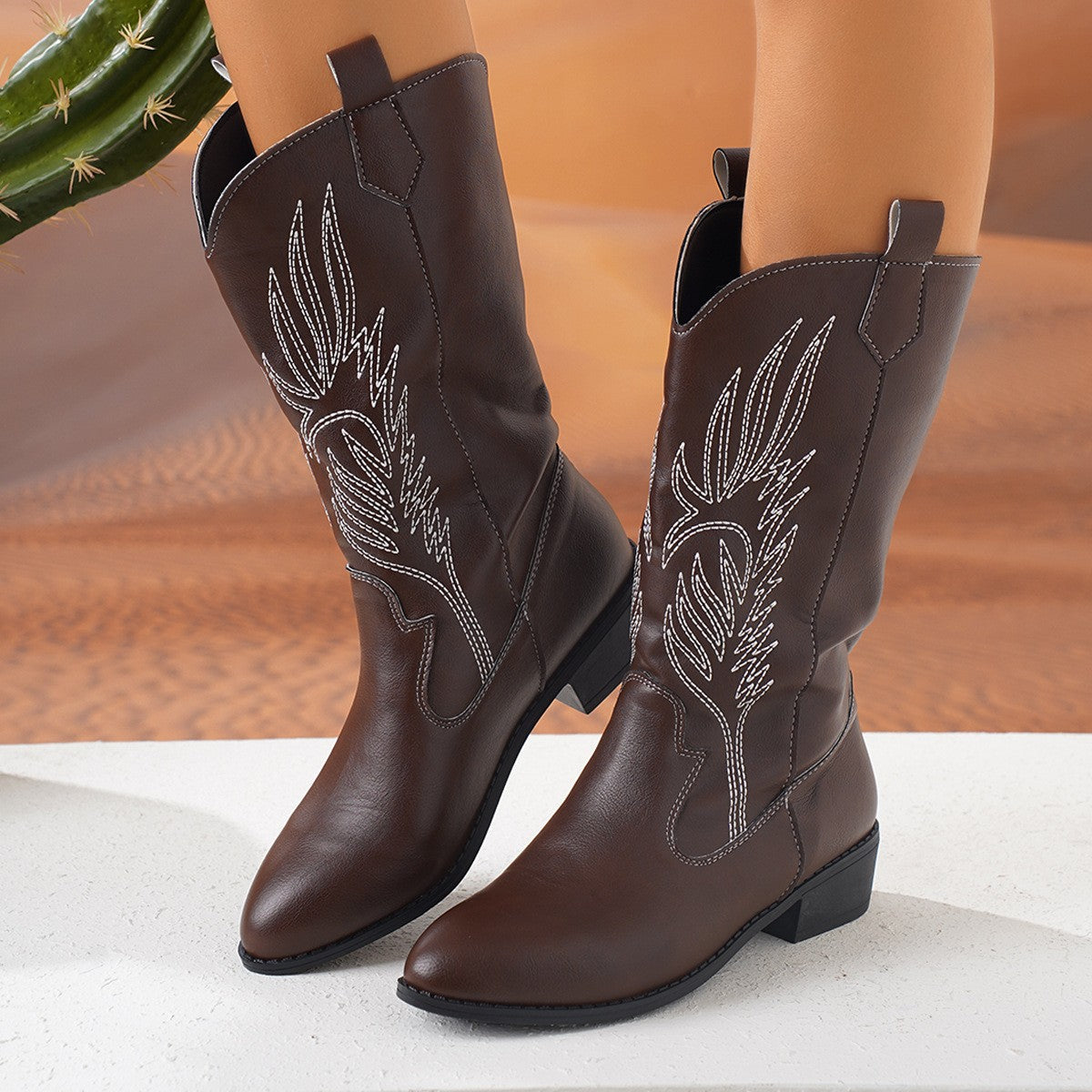 Embroidered Pointed Toe Western Cowboy Boots